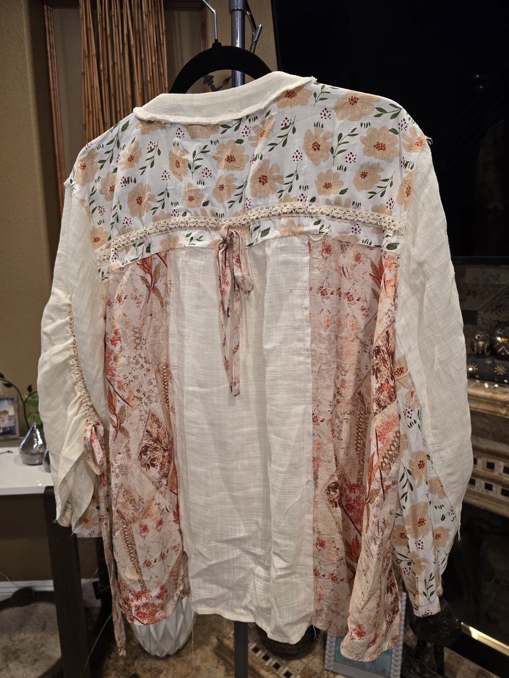 POL Cream Floral Patchwork Blouse with Pink Accents - Picture 8 of 10